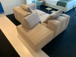 Gervasoni Divano Samet in Tessuto sfoderabile  di scontato 46%- Divani