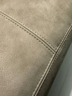 Divano Sheridan tessuto in poliuretano in Offerta Outlet^Desirèe Outlet