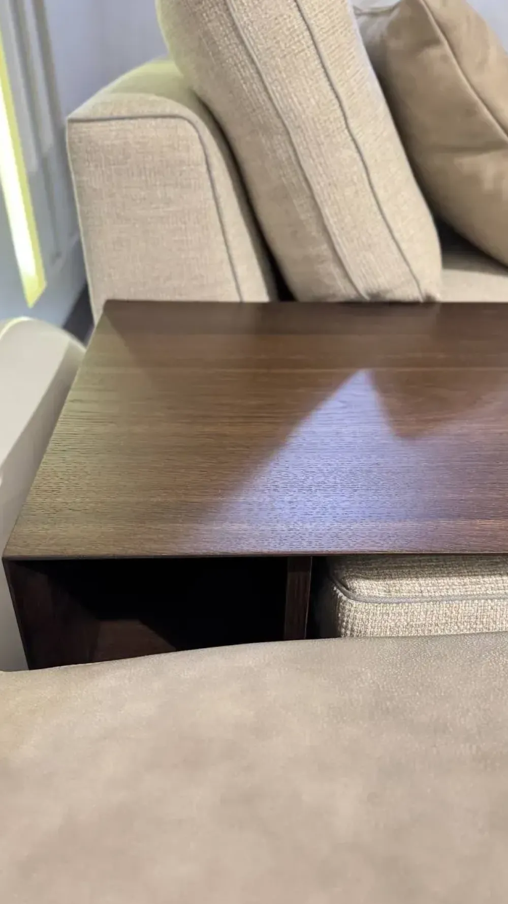 Divano Sheridan tessuto in poliuretano in Offerta Outlet^Desirèe Outlet