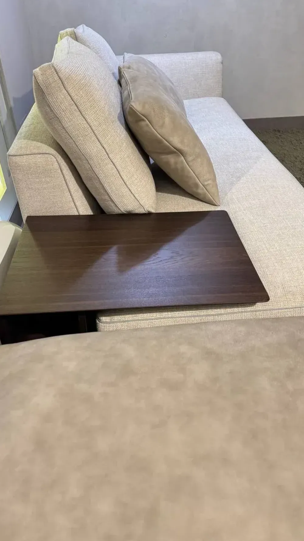 Divano Sheridan tessuto in poliuretano in Offerta Outlet^Desirèe Outlet