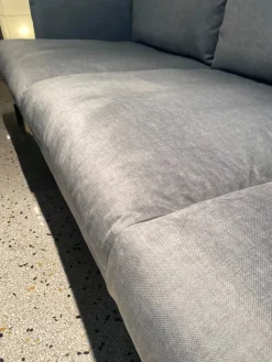 Divano tessuto in misto piuma a prezzo Outlet^Md work Outlet