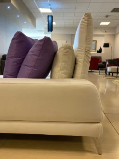 Clearance Divano Upper in Tessuto sfoderabile  di scontato 53% Divani