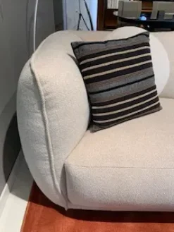 Saba Divano Vela in Tessuto sfoderabile  di scontato 30%- Divani