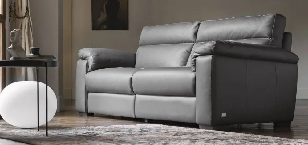 Doimo Salotti Divano William pelle in poliuretano a prezzo scontato- Divani