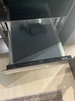 Forno modello Fono a vapore pureline con scaldavivande a prezzo scontato^Mìele New