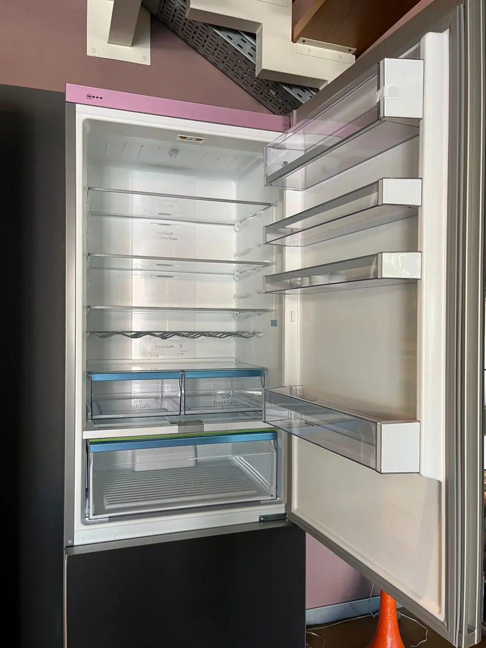 Neff Frigorifero Cool creative a marchio a PREZZI OUTLET- Frigoriferi