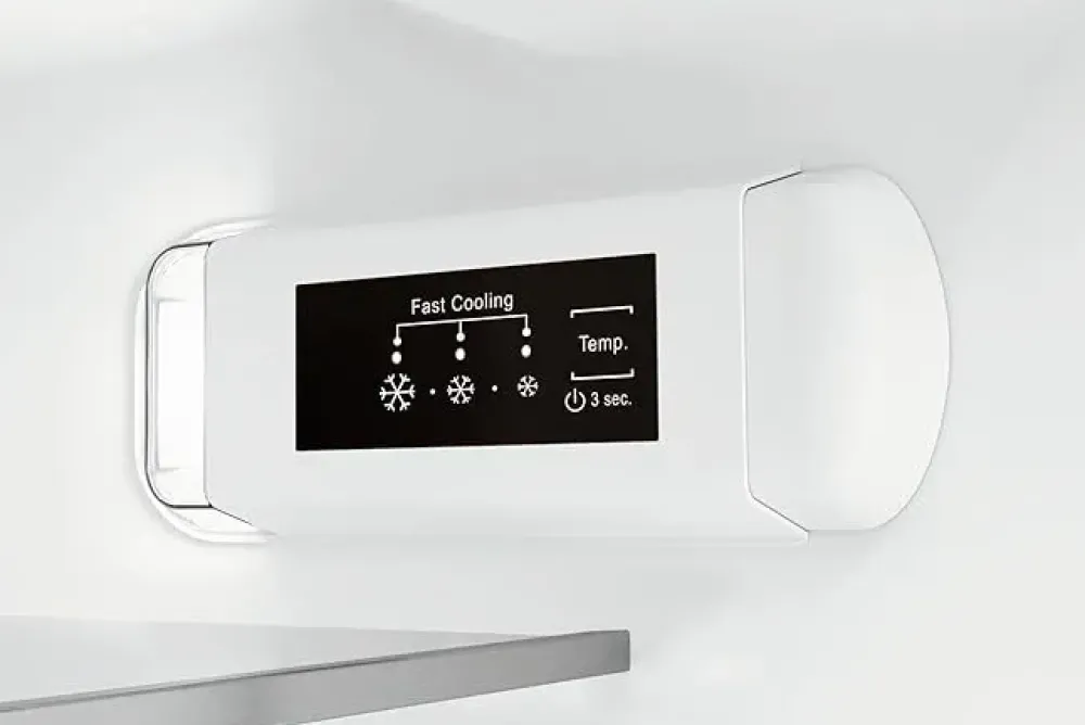 Hotpoint Ariston Frigorifero modello Frigo hotpoint bcb 7030 s e a prezzo Outlet- Frigoriferi