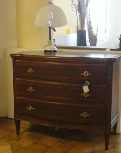 Online Gruppo letto classico scontato del -60% Cassettiere