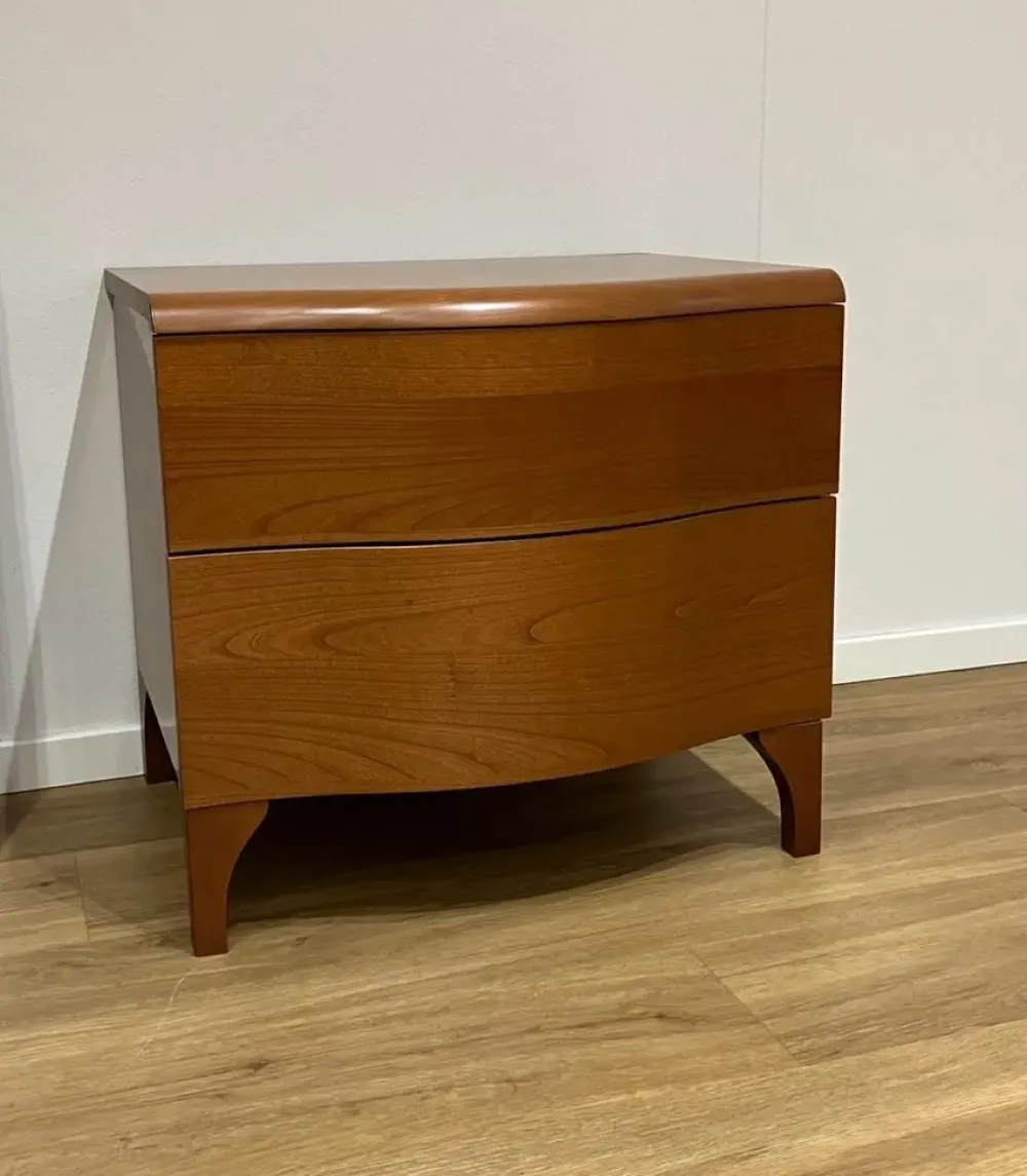 Gruppo notte Pezzo unico in ciliegio in Legno in Offerta Outlet Comodini