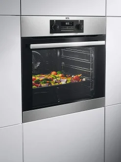 AEG Innovativo forno Beb331010m in Offerta Outlet- Forno