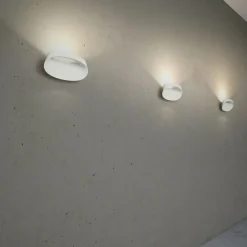 Fontana Arte Lampada da parete Bonnet a prezzo Outlet.- Applique Da Parete