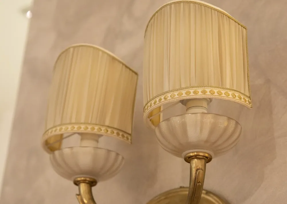 Grande Arredo Lampada da parete Coppia di applique ottone/murano/organza con un ribasso esclusivo- Applique Da Parete