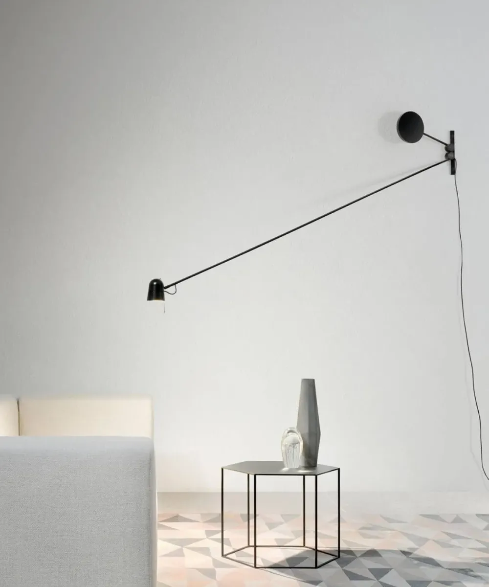Luceplan Lampada da parete Counterbalance in Offerta Outlet- Applique Da Parete