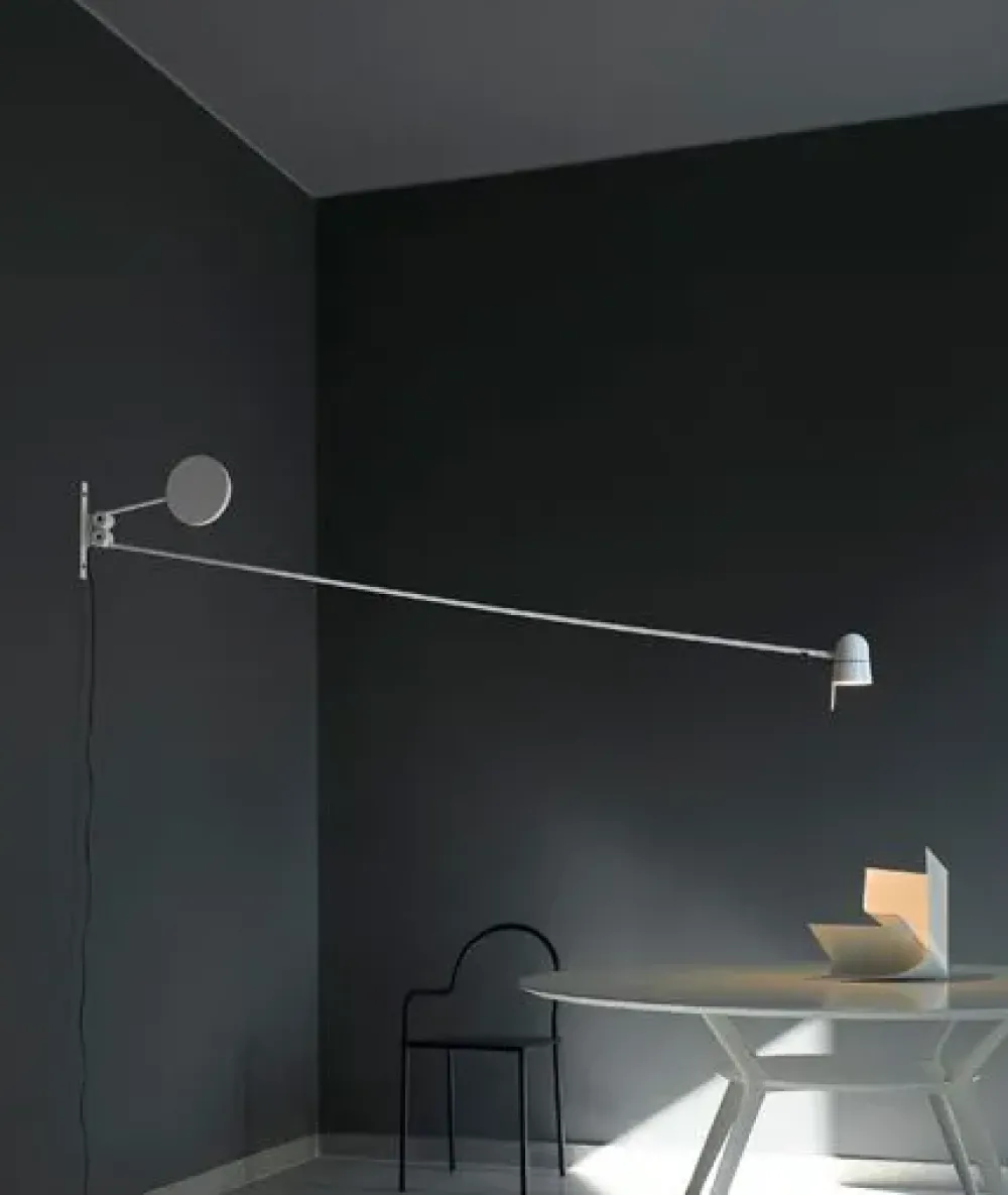Luceplan Lampada da parete Counterbalance in Offerta Outlet- Applique Da Parete