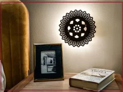 Lampada da parete Donna assunta con un ribasso esclusivo^Artigianale Online