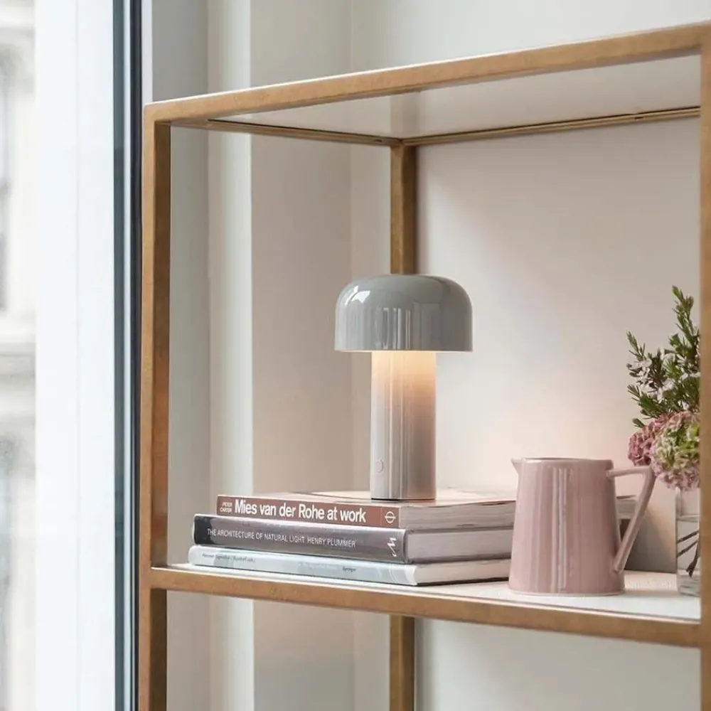 Flos Lampada da tavolo Bellhop in Offerta Outlet- Lampade Da Tavolo