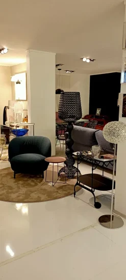 Lampada da tavolo in plastica vari modelli a prezzo scontato Lampade Da Tavolo