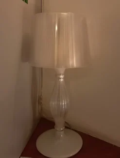 Slamp Lampada da tavolo in plastica Liza in Offerta Outlet- Lampade Da Tavolo