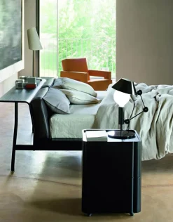 Lampada da tavolo Mr. light stile Design con forte sconto^Nemo Hot