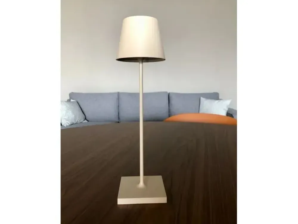 Zafferano Lampada da tavolo Poldina in Offerta Outlet affrettati- Lampade Da Tavolo