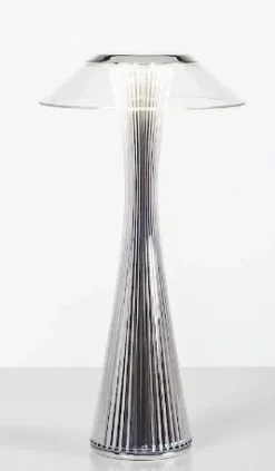 Kartell Lampada da tavolo stile Design Space a prezzi outlet- Lampade Da Tavolo