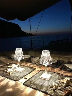 Lampada da tavolo stile Design Battery scontato^Kartell Discount