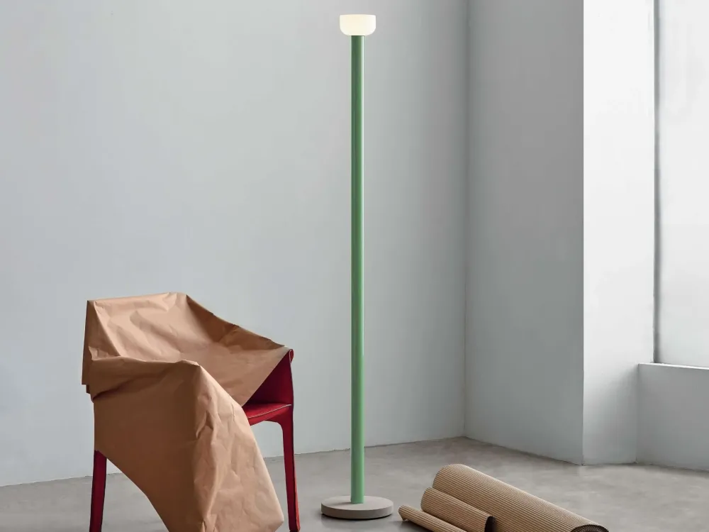 Flos Lampada da terra Bellhop floor a prezzo Outlet- Lampade Da Terra