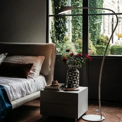 Lampada da terra Little flag con un ribasso esclusivo^Cattelan Italia Sale