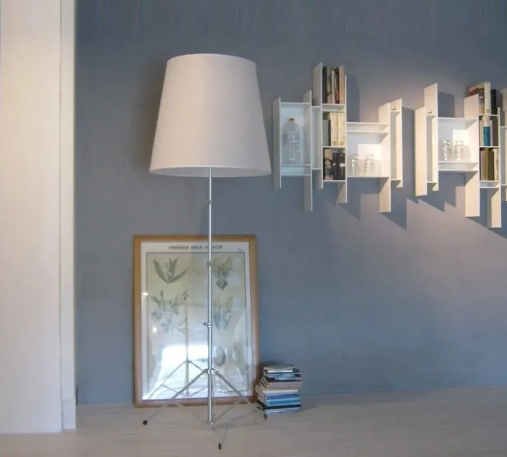 Lampada da terra Gilda stile Moderno a prezzi convenienti^Pallucco Clearance