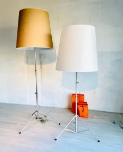 Lampada da terra Gilda stile Moderno a prezzi convenienti^Pallucco Clearance
