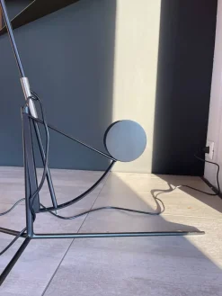 Lampada da terra stile Design Mantis bs1 in offerta outlet^Dcw Sale