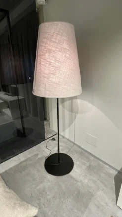 Hot Lampada da terra stile Design Hunt in saldo Lampade Da Terra