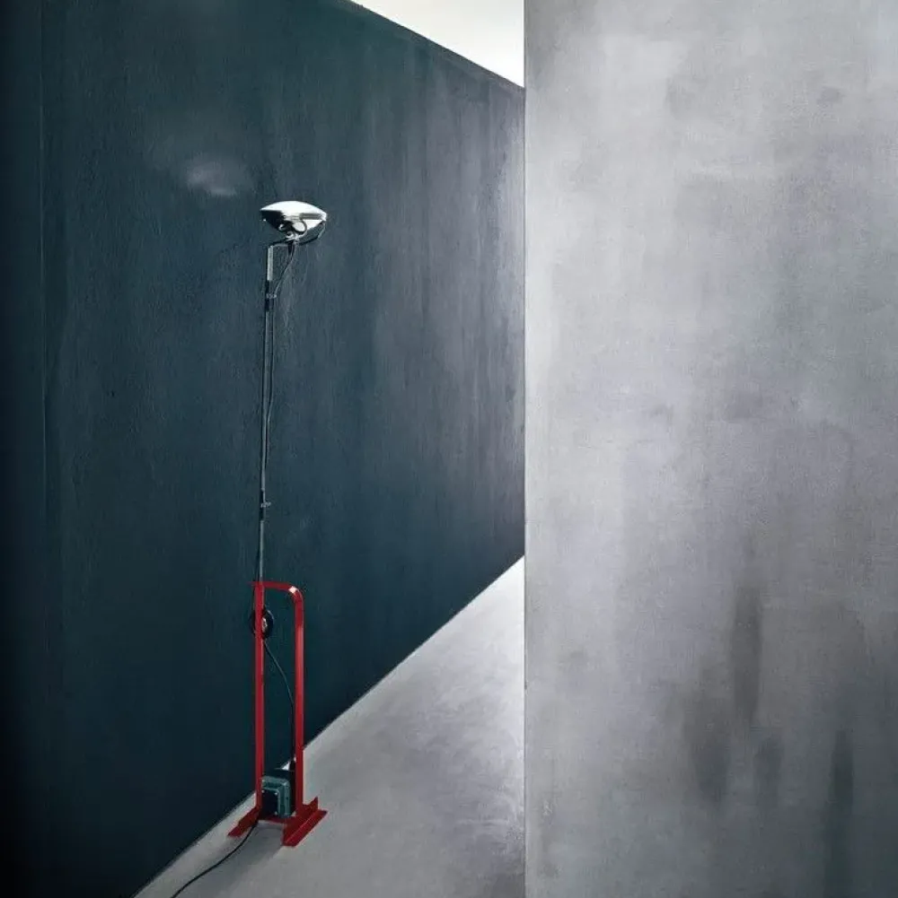 Flos Lampada da terra Toio led in Offerta Outlet- Lampade Da Terra