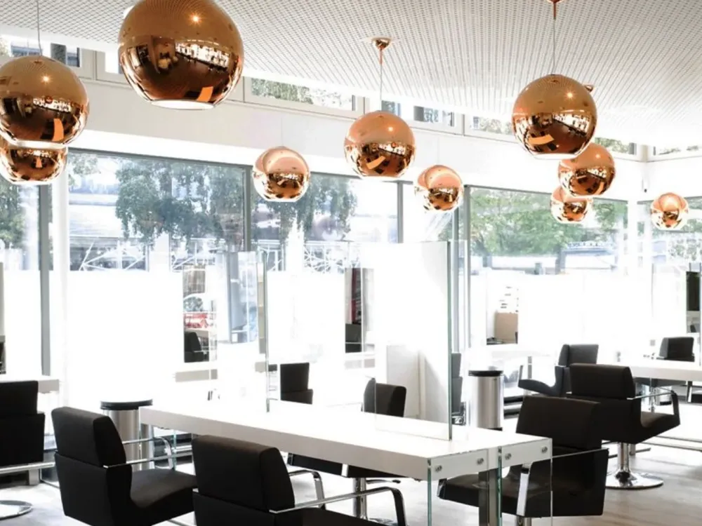 Sale Lampada Globo, a prezzo Outlet. 50 caratteri Lampade A Sospensione