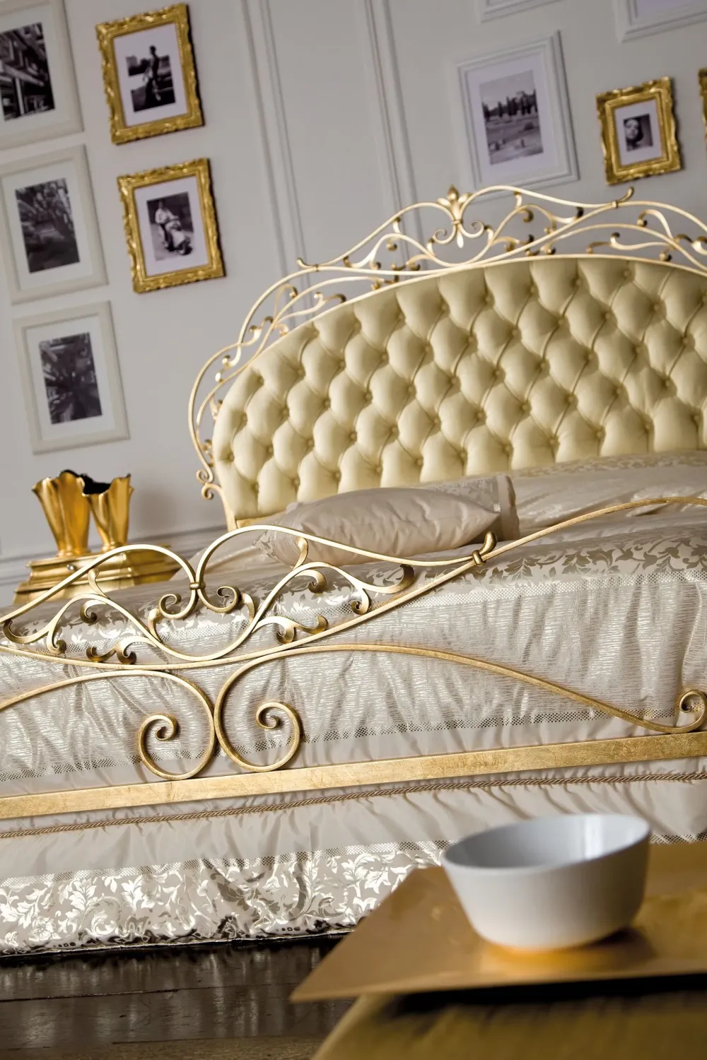 Letto classico con giroletto Angelica * a prezzo scontato^Florentia Bed Clearance