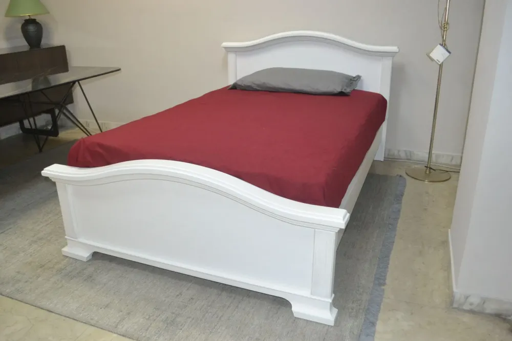 Arcadia by Colombini Letto classico con pediera Licia a prezzo ribassato- Letti