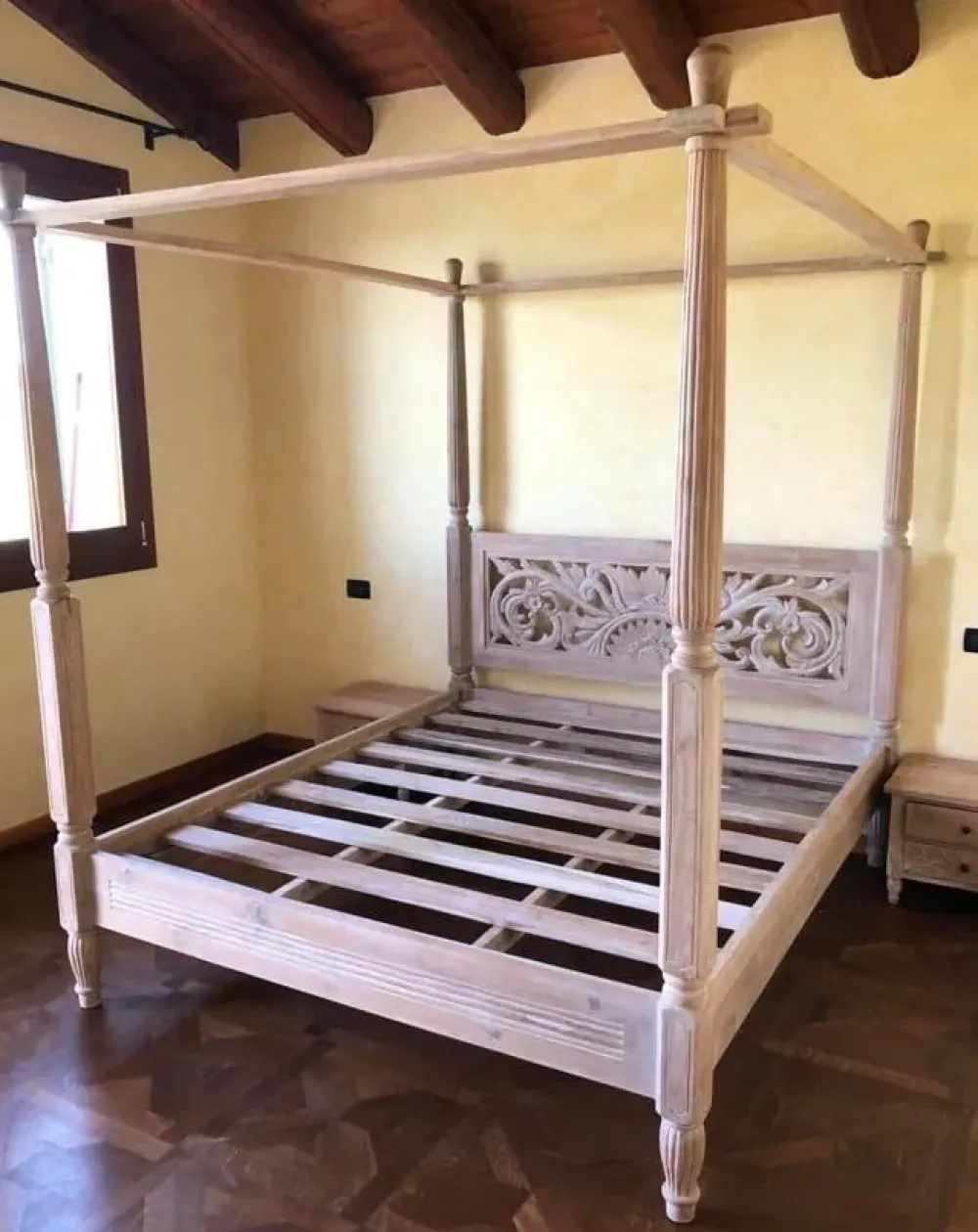 Sale Letto classico Oriente scontato 31% Letti