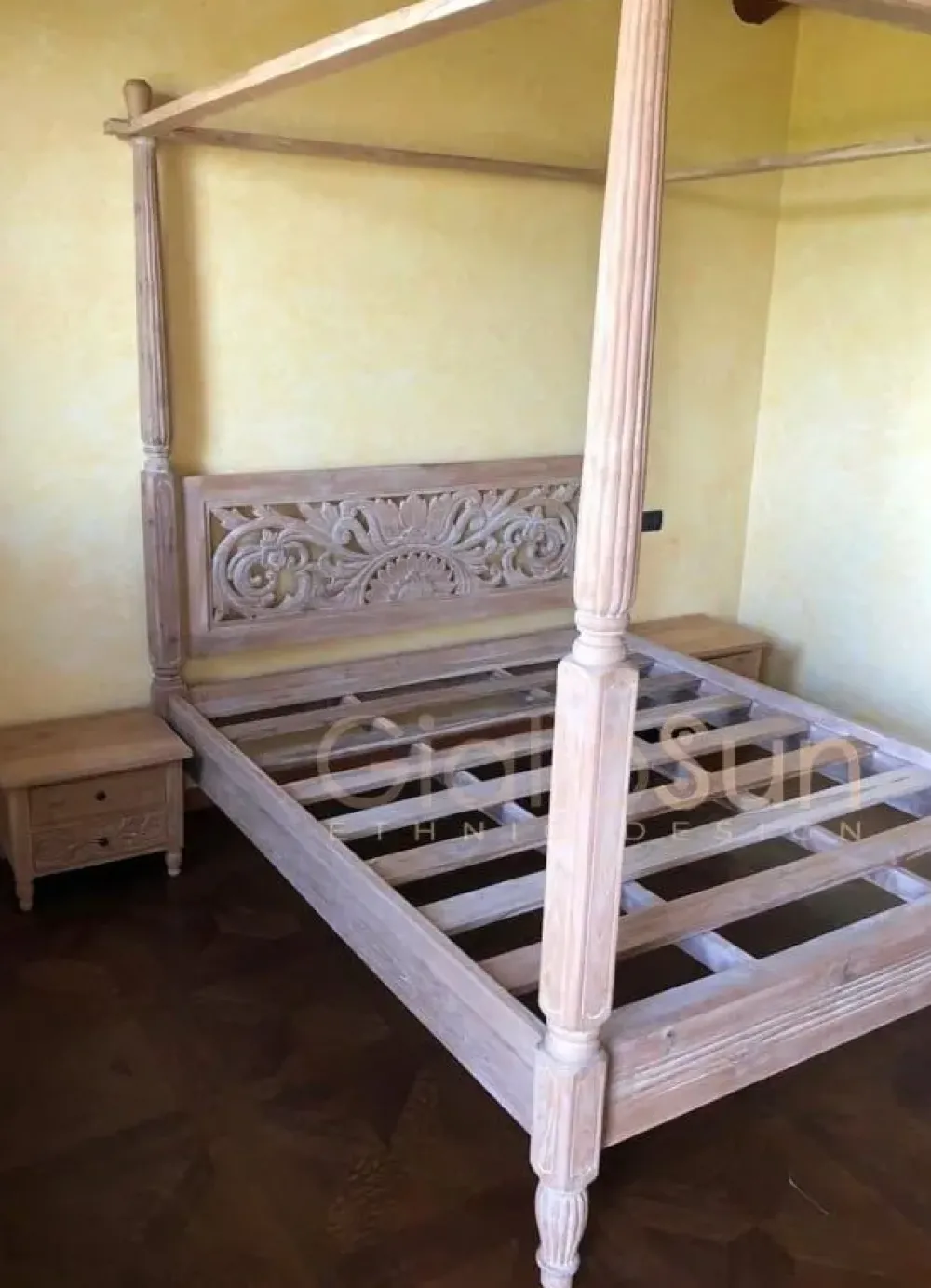 Sale Letto classico Oriente scontato 31% Letti