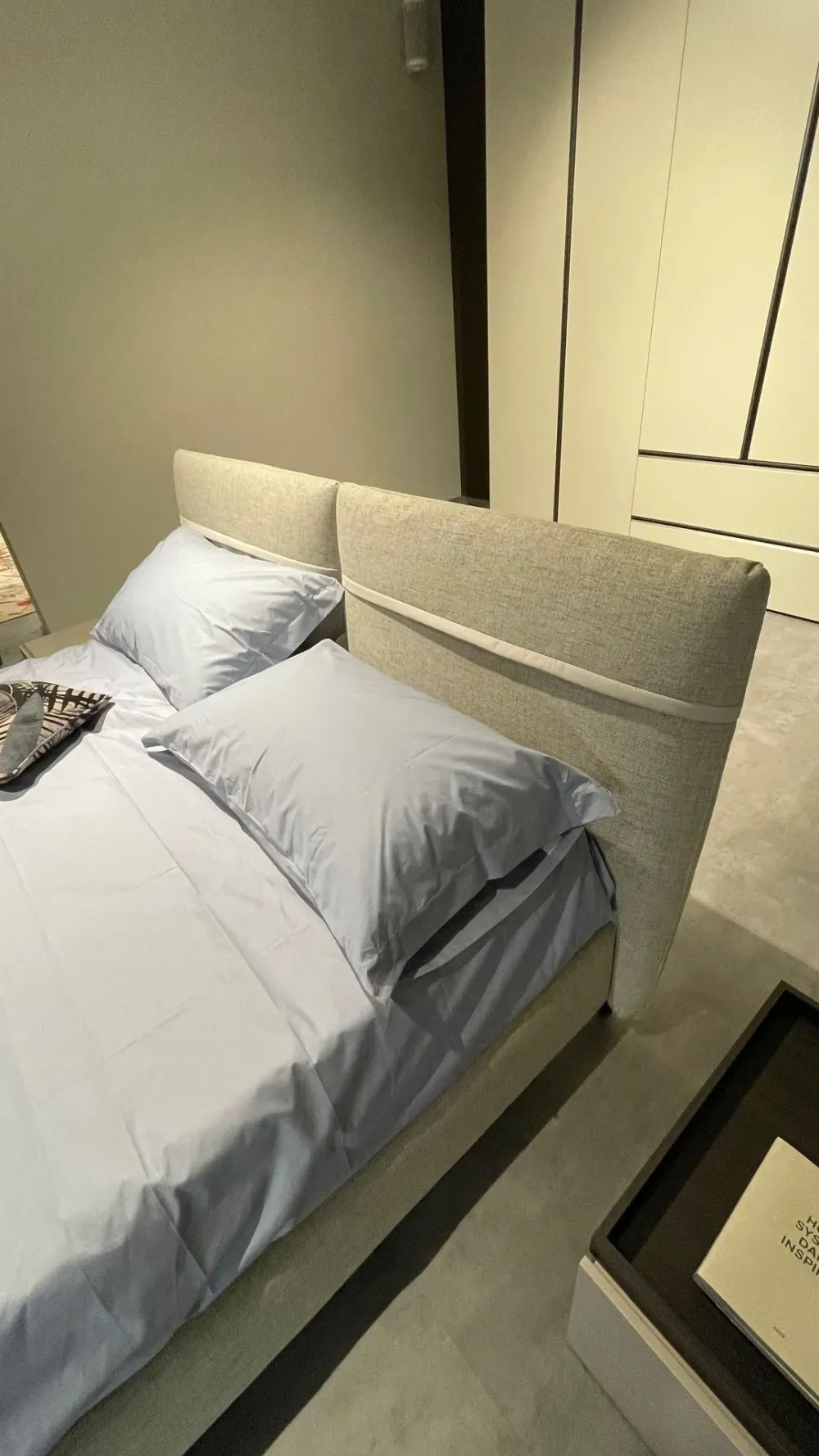 Clearance Letto design con contenitore Chop compatto a prezzo scontato Letti