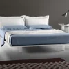 Letto design con gambe Deep a prezzo ribassato^Samoa Best