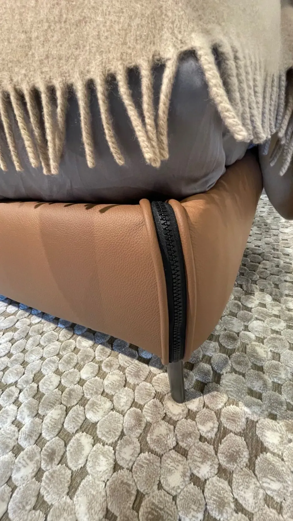 Twils Letto design con gambe Sail a prezzo ribassato- Letti