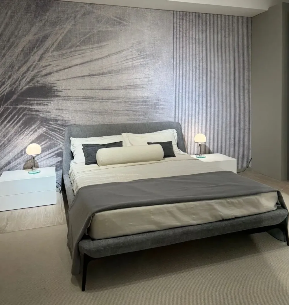 NovaMobili Letto design con giroletto Velvet a prezzo ribassato- Letti