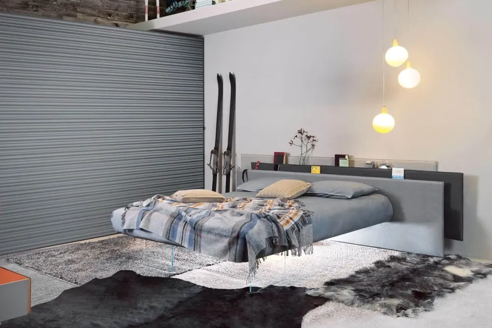 Discount Letto design con piedini Vele_bed a prezzo ribassato Letti