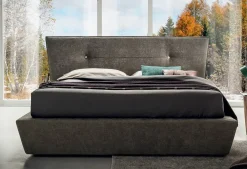 Letto design Kris con un ribasso del 34%^Artigianale New