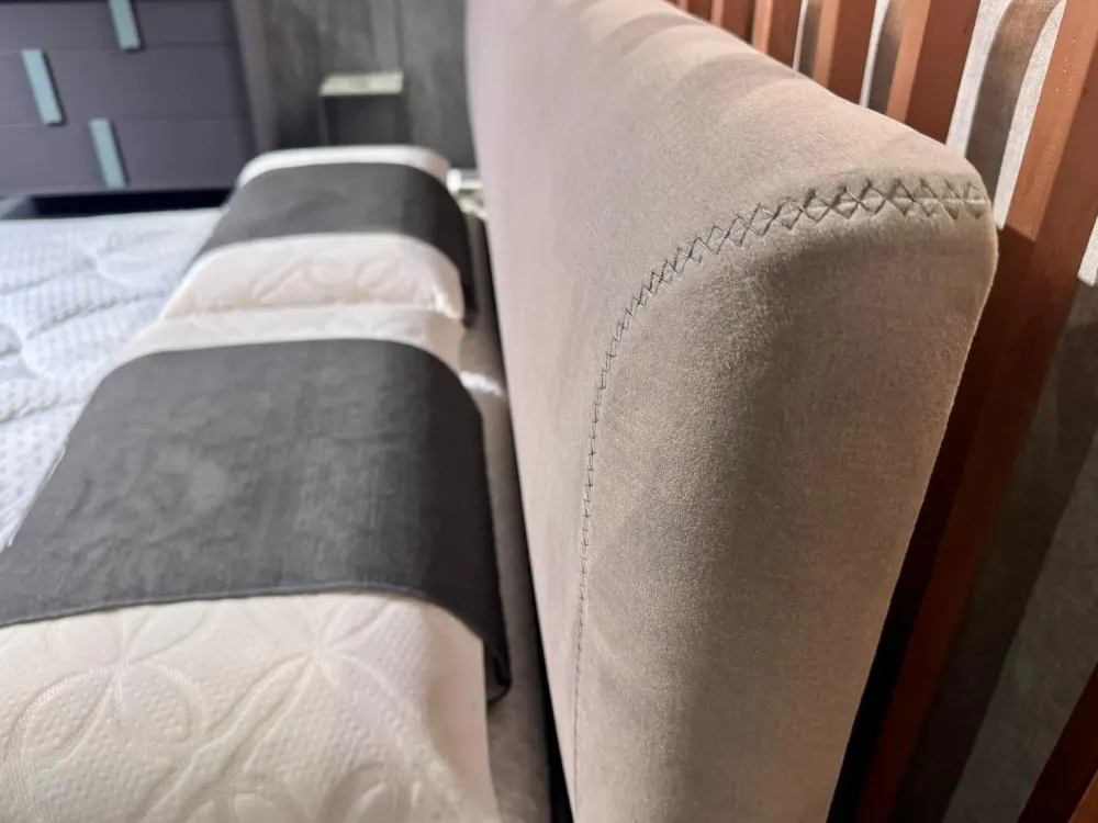 Novaluna Letto design Lenox con un ribasso del 33%- Letti