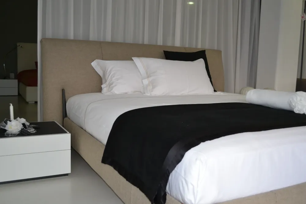 Molteni & C Letto design Nick con uno sconto del 50%- Letti