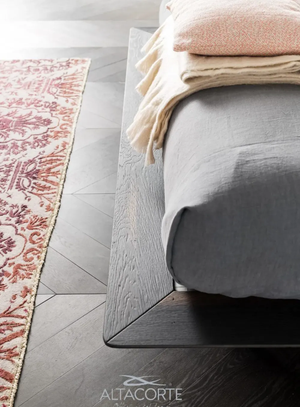 Alta Corte LETTO Diamante in OFFERTA OUTLET- Letti