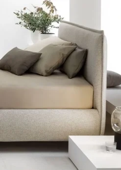 Letto imbottito con contenitore Pascal  a prezzo scontato Letti