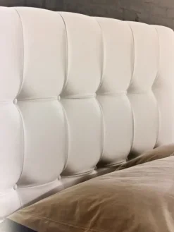 Letto imbottito con contenitore Domino - matrimoniale  a prezzo ribassato^Artigianale Hot