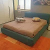 Excò Letto imbottito con contenitore Zoom  a prezzo ribassato- Letti